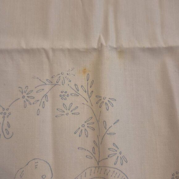 Pillowcases (2) White Cotton, Vintage, Crocheted Edge and Iron on Design that ne - Picture 3 of 6